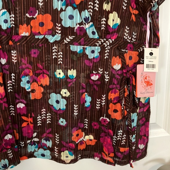 Koi Mock Wrap Scrub Top - Picture 4 of 5